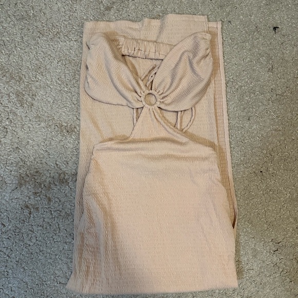 Bloomingdale’s light pink cut out beach maxi dress size small - Picture 4 of 13